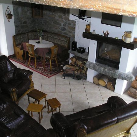 Pension Lazany Экстерьер фото